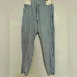 TLF APPAREL Women's Light Grey Cargo Jogger Pants Perforated Detail sz M